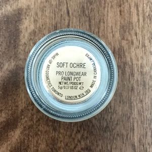 Mac Paintpot- Soft Ochre